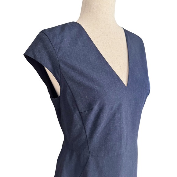 Ann Taylor Factory Navy Blue Cap Sleeve V Neck Sheath Dress Size 4 Office Career - Picture 5 of 12